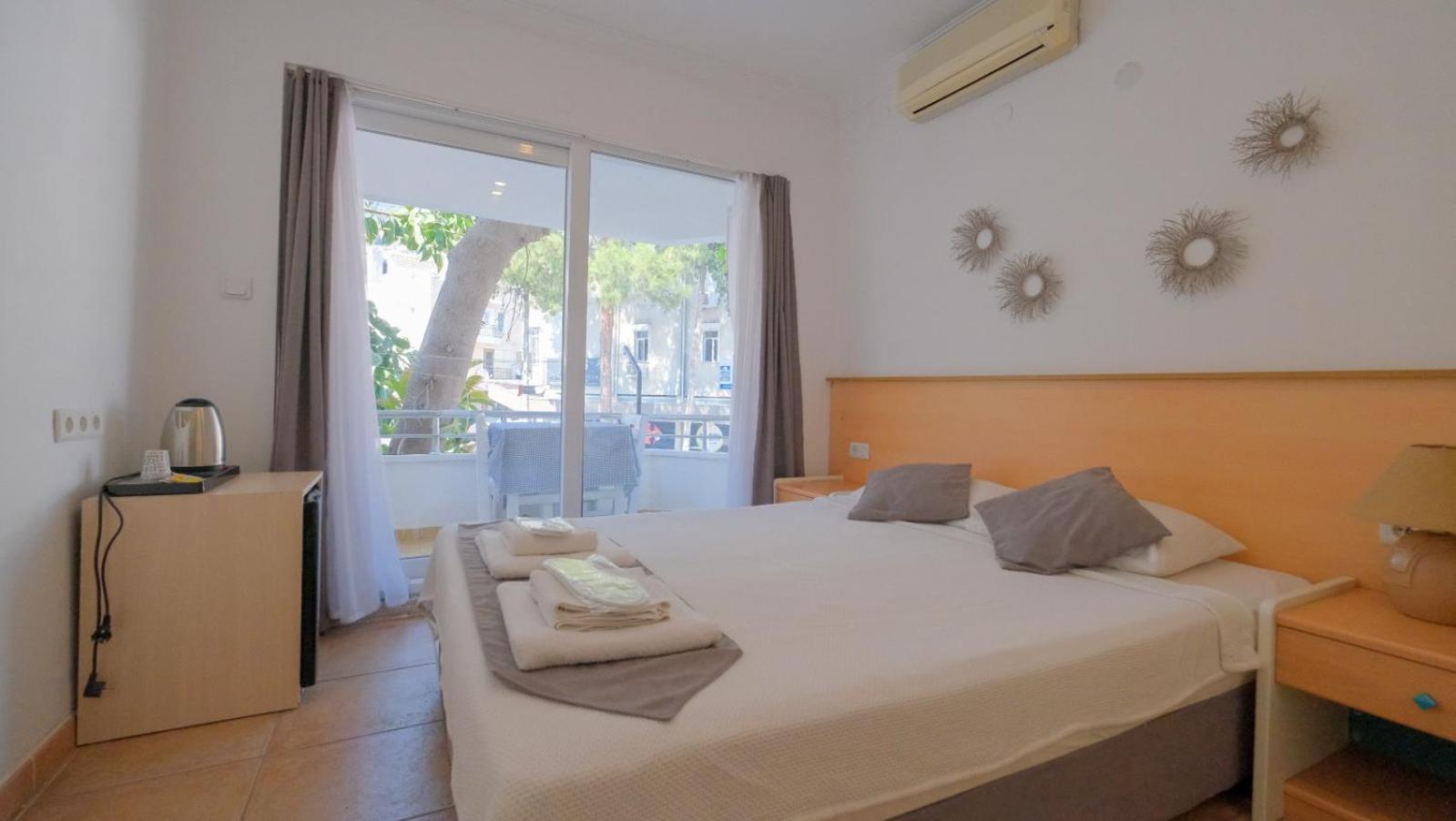 Mimosa Pension Κας Εξωτερικό φωτογραφία